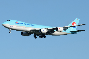 B747-8F